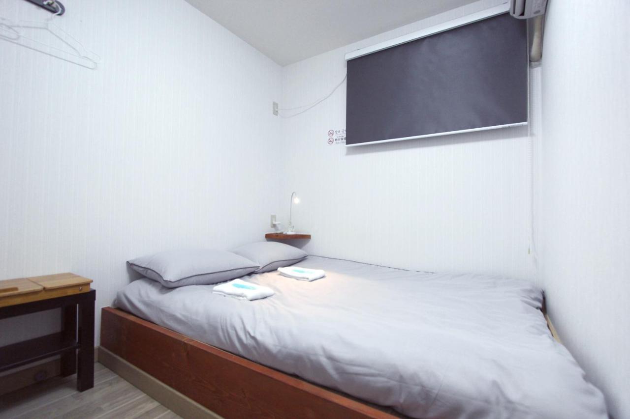 I Osaka House Hotel Exterior photo
